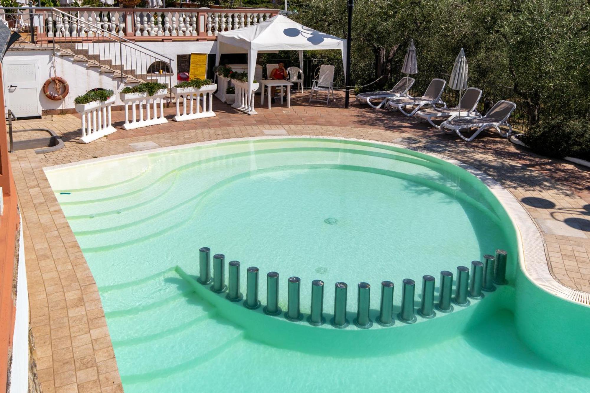Albergo Ristorante San Matteo Сан-Бартоломео-аль-Маре Екстер'єр фото